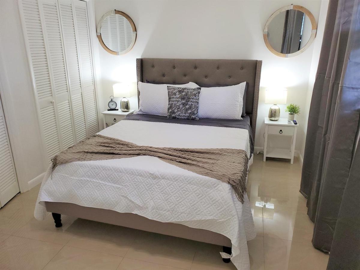 Sophisticated Dania Beach Suites Near The Beach Esterno foto