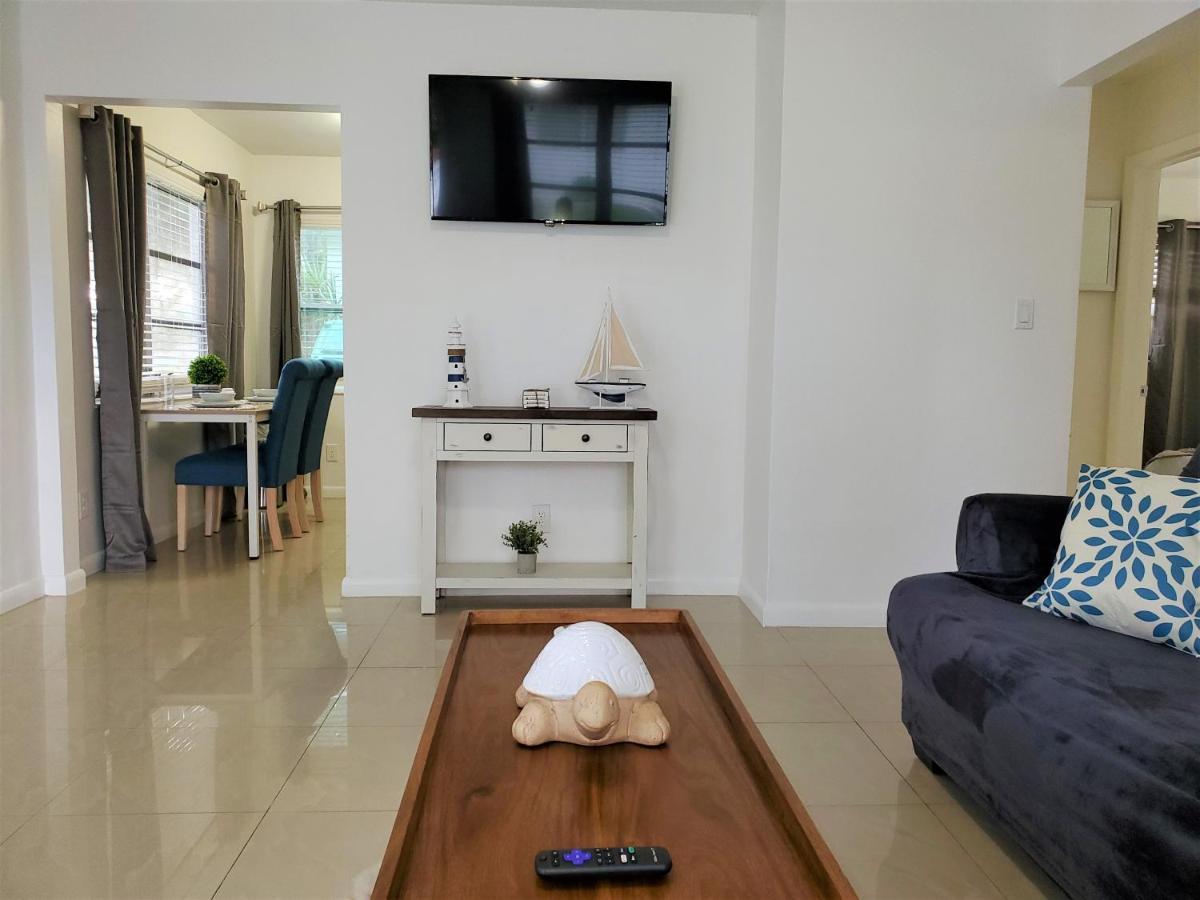 Sophisticated Dania Beach Suites Near The Beach Esterno foto